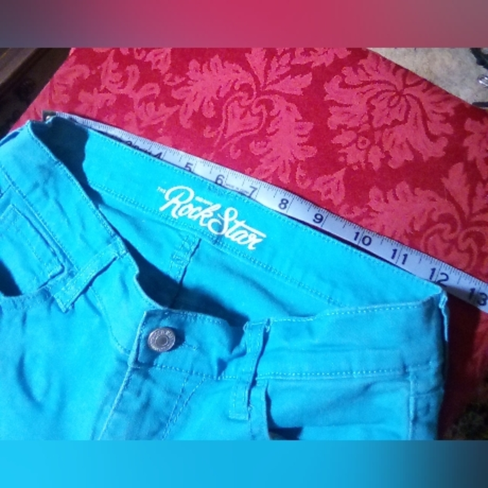 Rockstar by Old Navy size 6
